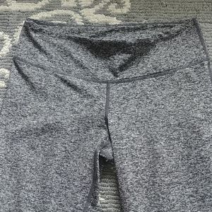 🤸TNA ATMOSPHERE LEGGINGS XS Aritzia